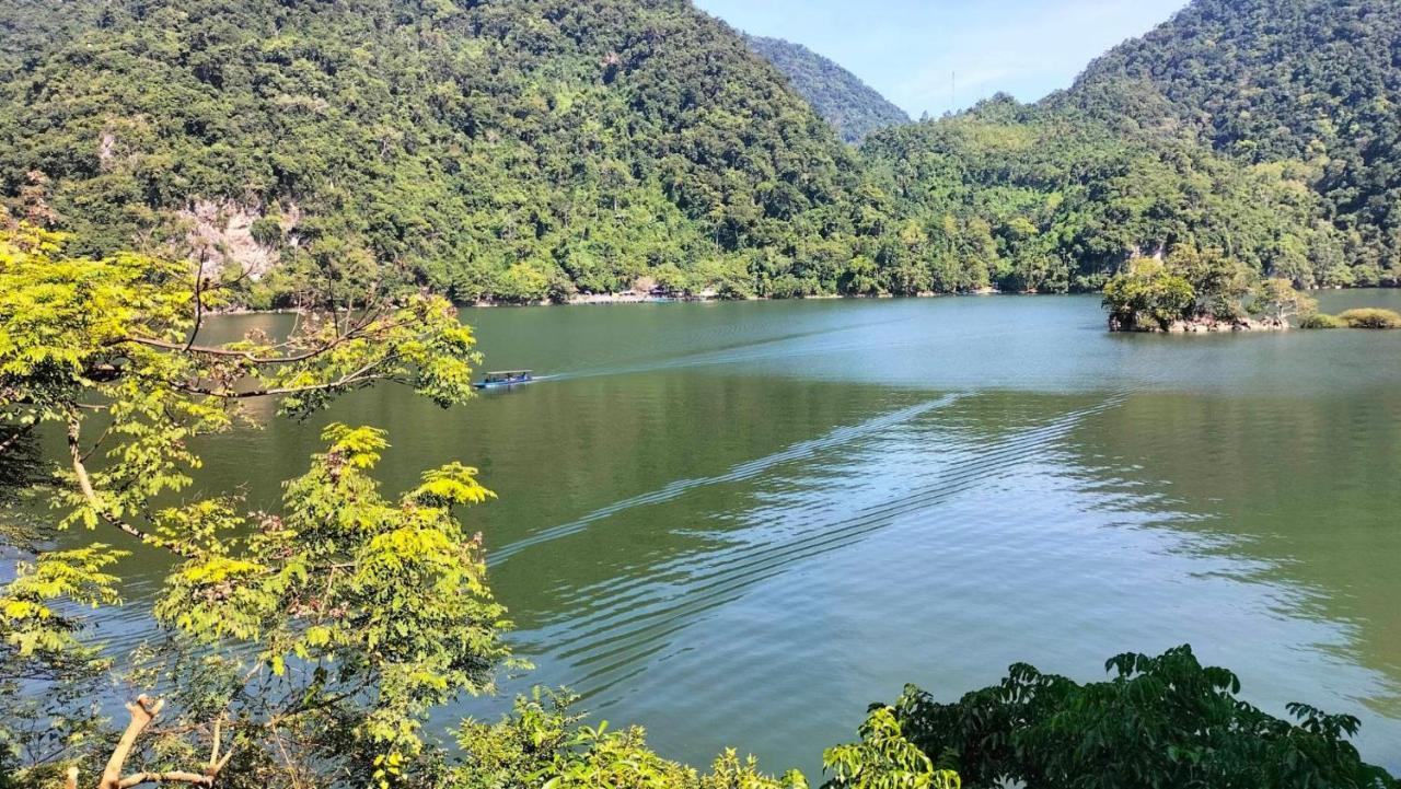 Tran Xuan Homestay Ba Be Village エクステリア 写真